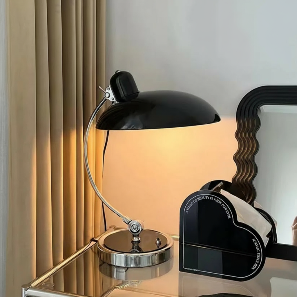 Skandinavisk minimalistisk skrivbordslampa med justerbar böjd Arm bild 2
