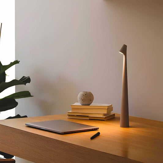 Minimalistisk LED uppladdningsbar bordslampa bild 1