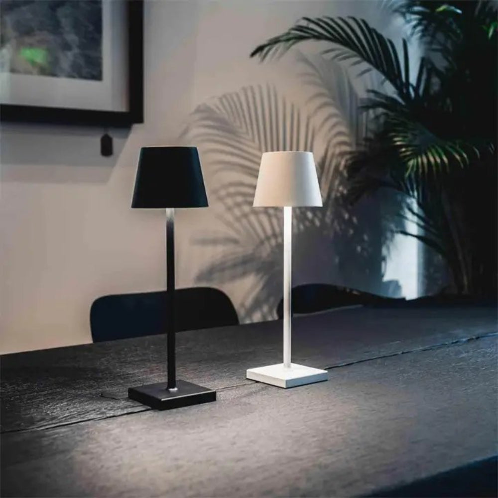 Minimalistisk uppladdningsbar bordslampa med touch Dimmer bild 8