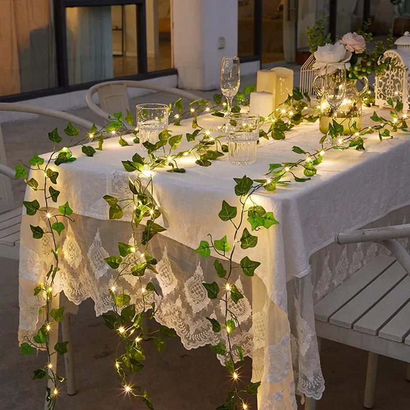 Minimalistisk ljusslinga med blommor och blad bild 5
