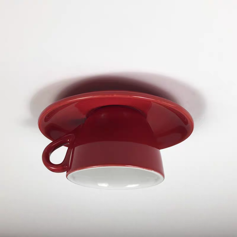 Minimalistisk taklampa i form av en kopp bild 7