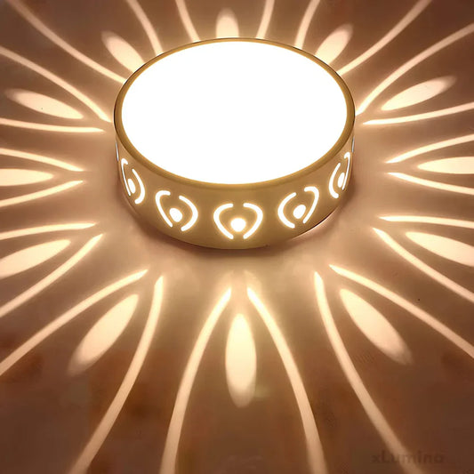 Modern energisnål LED-taklampa bild 1