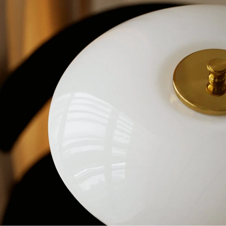 Minimalistisk skandinavisk LED bordslampa bild 12