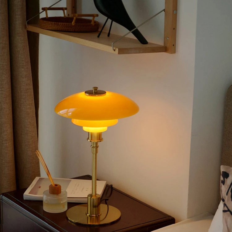 Minimalistisk skandinavisk LED bordslampa bild 5