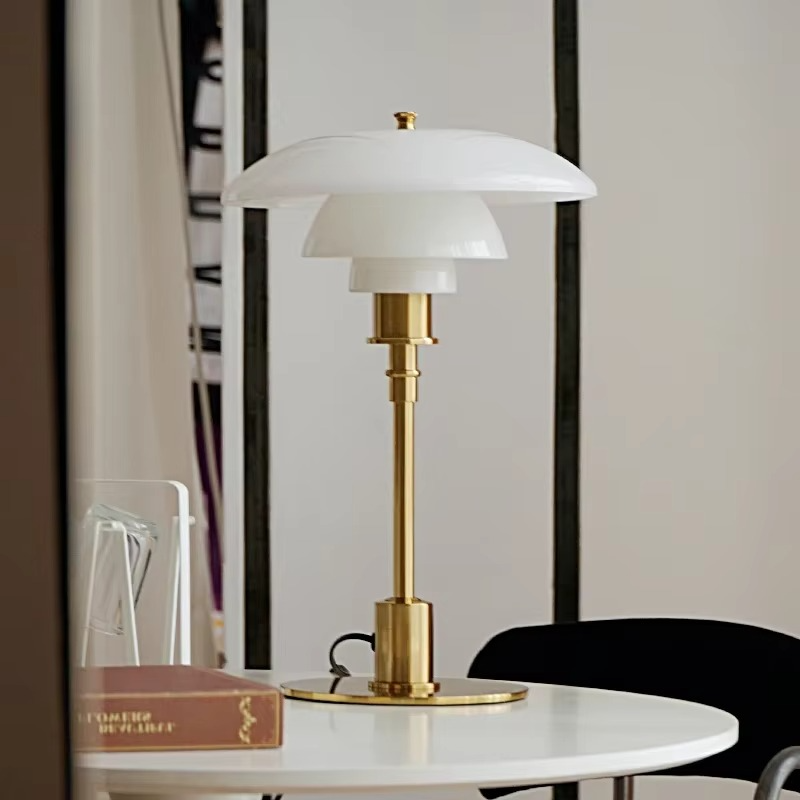 Minimalistisk skandinavisk LED bordslampa bild 7