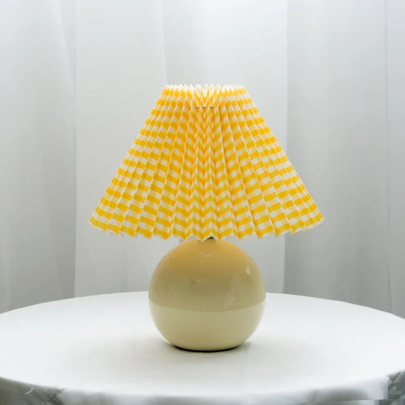 Minimalistisk vintage plisserad skärm bordslampa bild 15