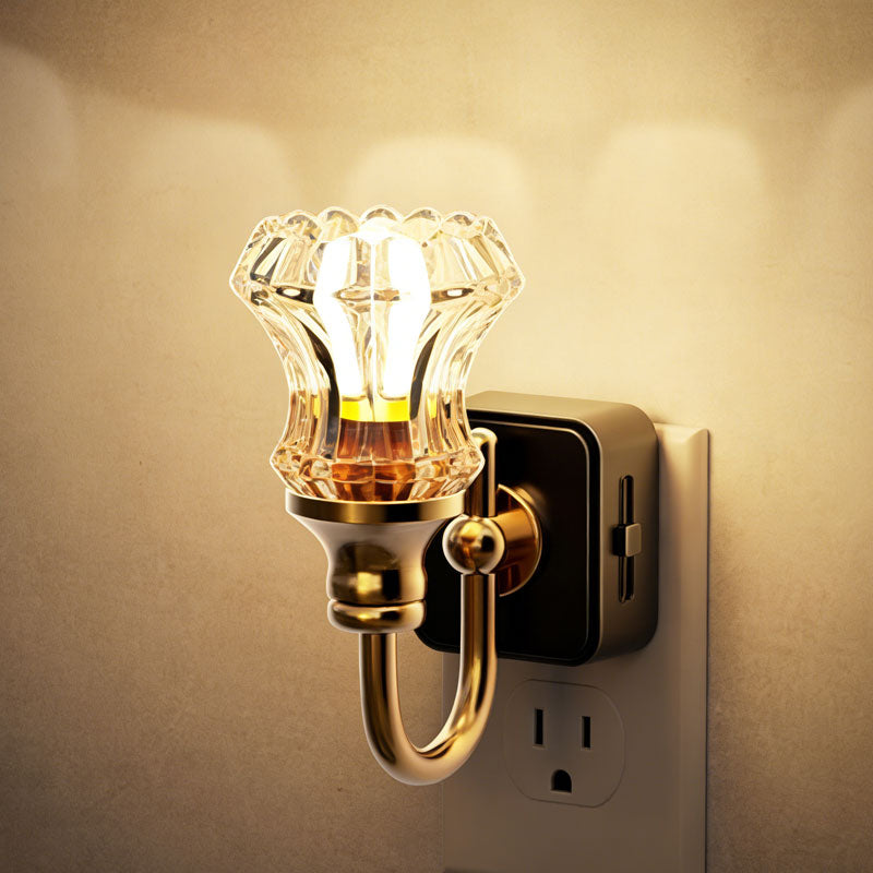 Vintage vägglampa med kristallkupa i eluttag
