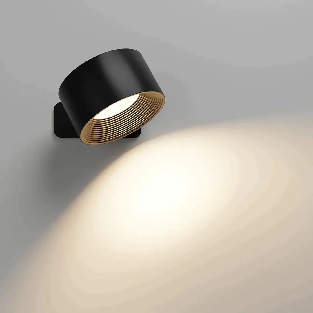 Nordisk Ljus Vägglampa Svart – studio hero