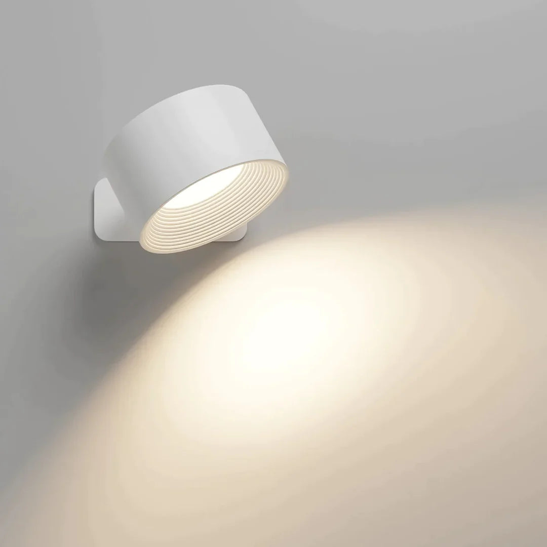Nordisk Ljus Vägglampa Vit – studio hero