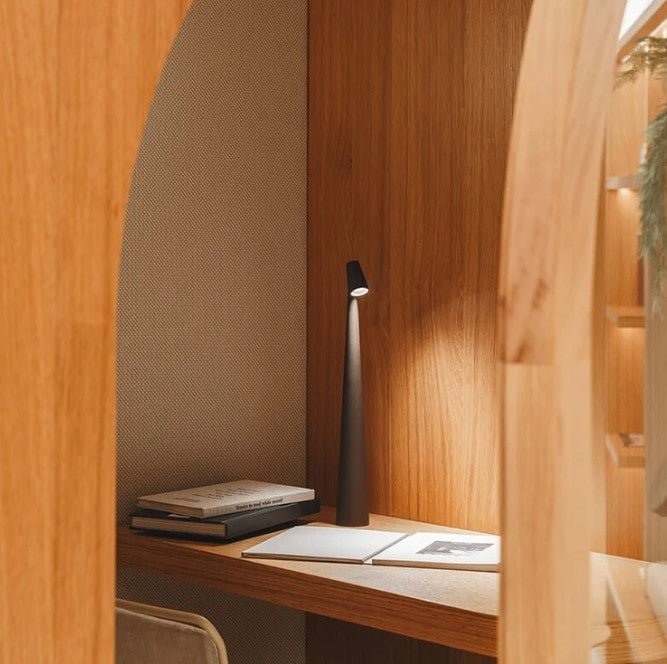 Minimalistisk LED bordslampa bild 13