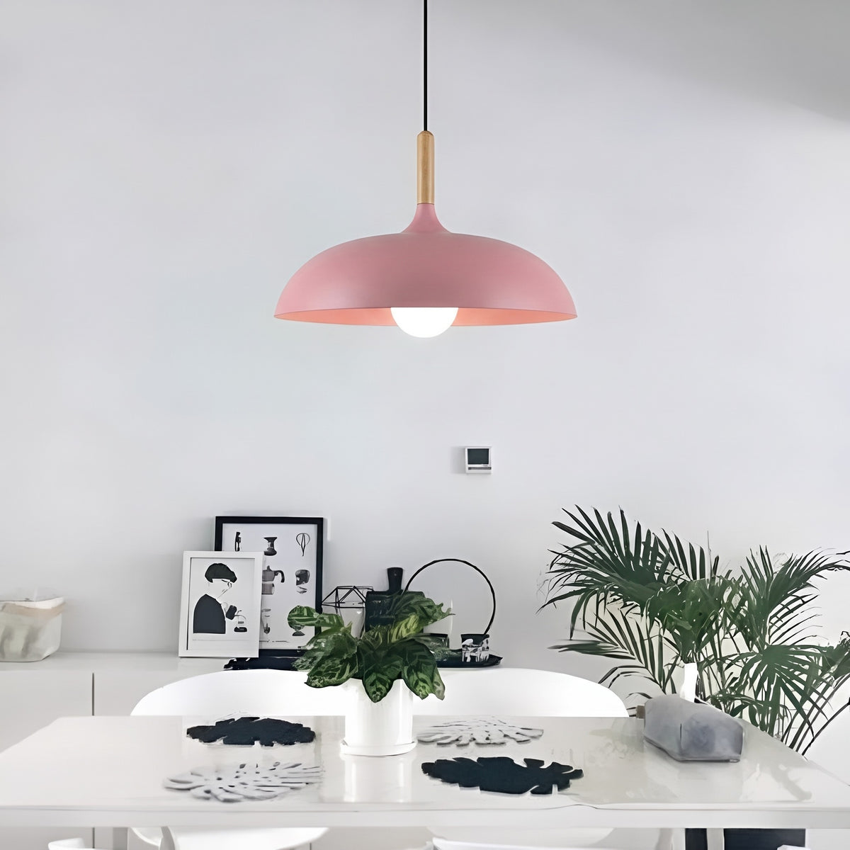 Skandinavisk modern LED-pendellampa i färgen rosa